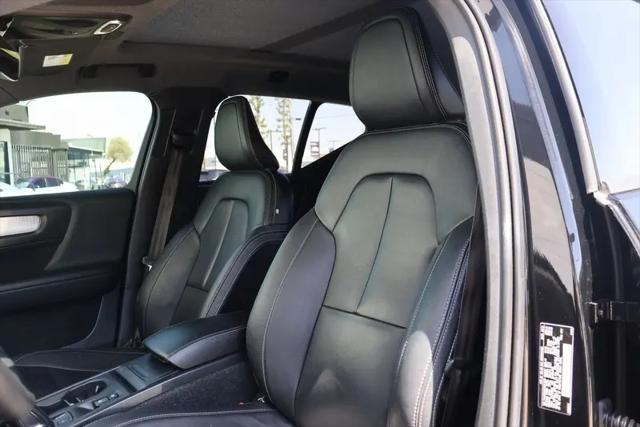 2019 Volvo XC40 T5 Momentum