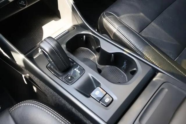 2019 Volvo XC40 T5 Momentum