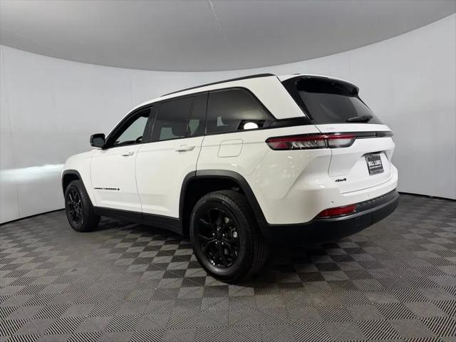 2025 Jeep Grand Cherokee Altitude 4x4