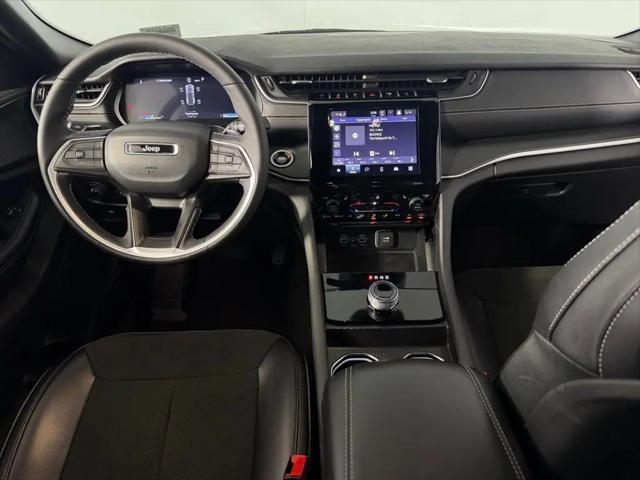 2025 Jeep Grand Cherokee Altitude 4x4