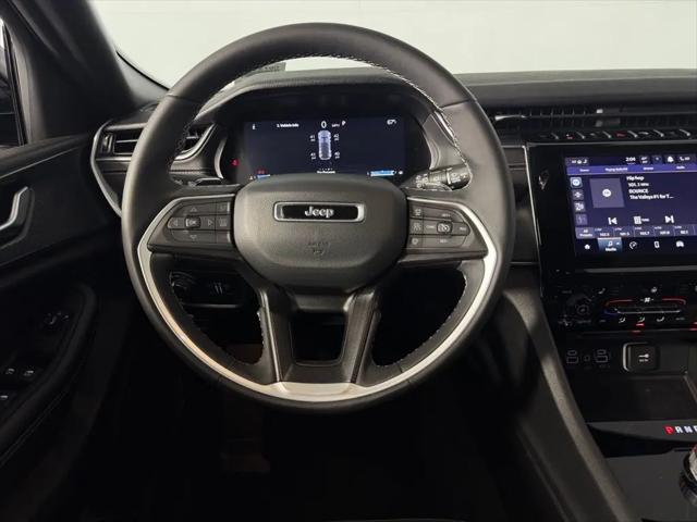 2025 Jeep Grand Cherokee Altitude 4x4