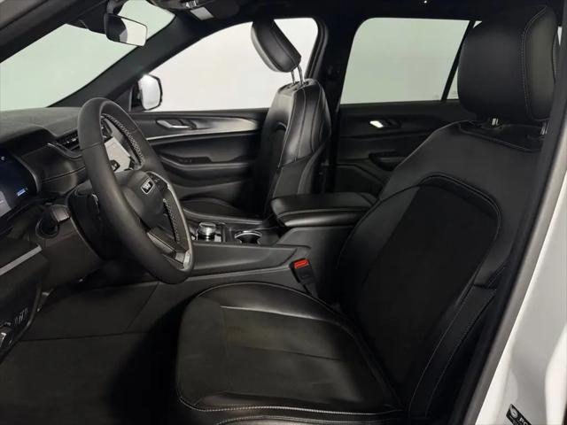 2025 Jeep Grand Cherokee Altitude 4x4