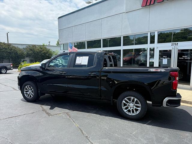 2022 Chevrolet Silverado 1500 4WD Crew Cab Short Bed LT with 2FL