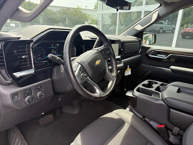 2022 Chevrolet Silverado 1500 4WD Crew Cab Short Bed LT with 2FL