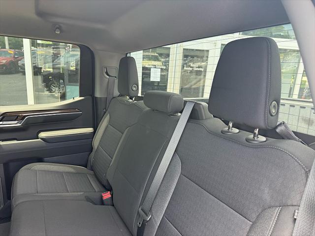 2022 Chevrolet Silverado 1500 4WD Crew Cab Short Bed LT with 2FL