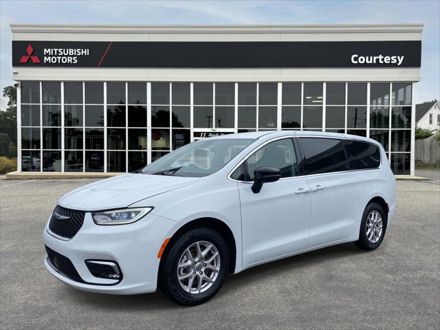 2024 Chrysler Pacifica Touring L for sale in South Attleboro, MA