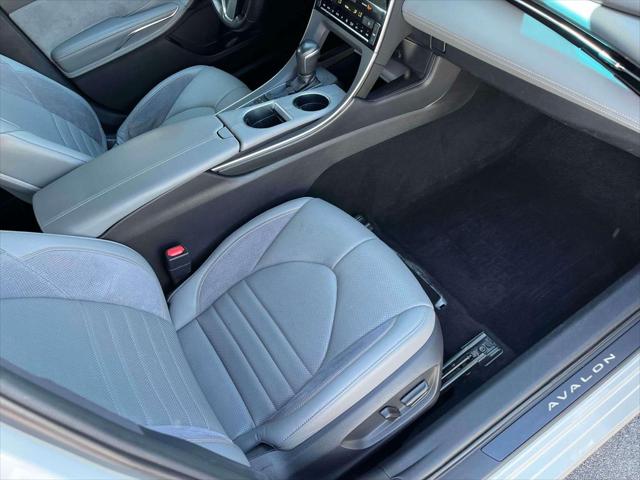 2019 Toyota Avalon XSE