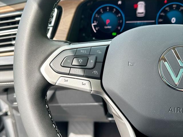 2026 Volkswagen Atlas SE with Technology