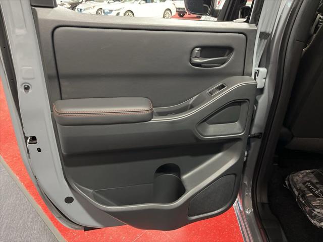 2026 Nissan Frontier Crew Cab PRO-4X 4x4