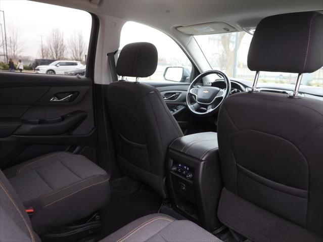 2021 Chevrolet Traverse AWD LT Cloth