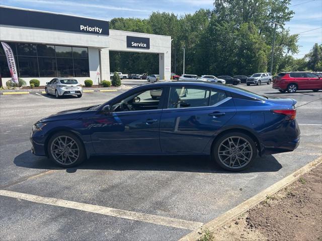 2023 Nissan Altima SR VC-Turbo FWD