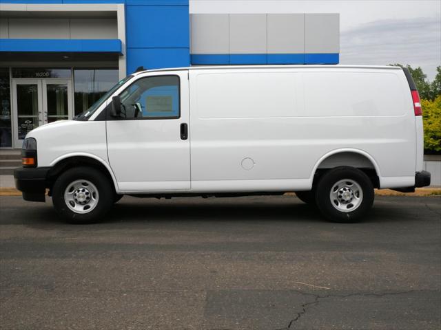 2026 Chevrolet Express Cargo Van 3500 Regular Wheelbase, WT, RWD
