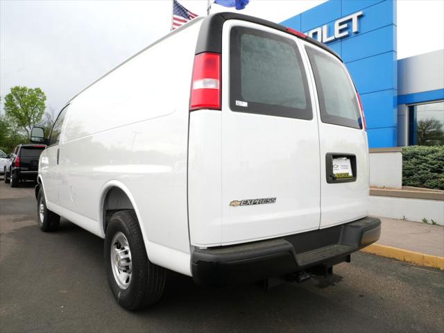 2026 Chevrolet Express Cargo Van 3500 Regular Wheelbase, WT, RWD