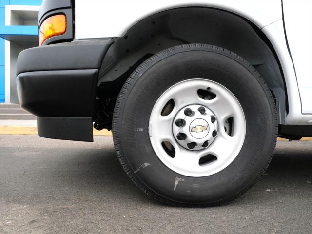 2026 Chevrolet Express Cargo Van 3500 Regular Wheelbase, WT, RWD