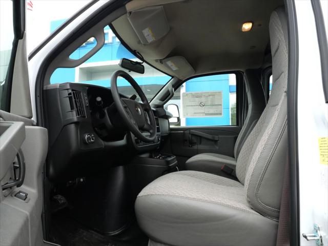 2026 Chevrolet Express Cargo Van 3500 Regular Wheelbase, WT, RWD