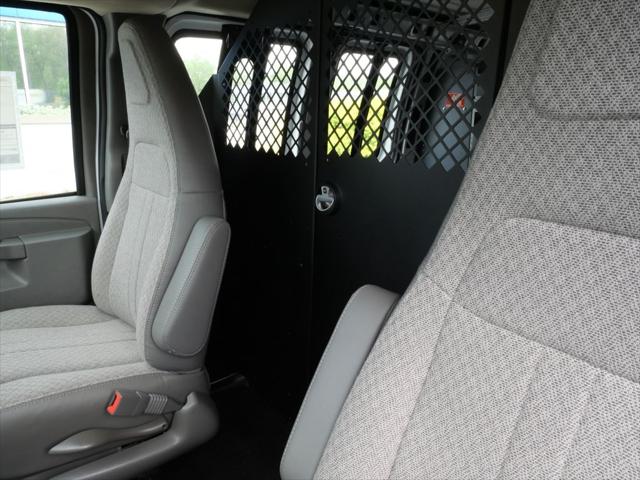 2026 Chevrolet Express Cargo Van 3500 Regular Wheelbase, WT, RWD