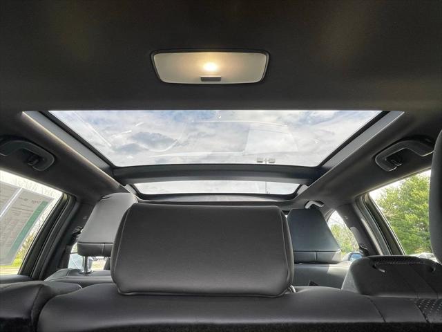 2025 Toyota Crown Signia Limited
