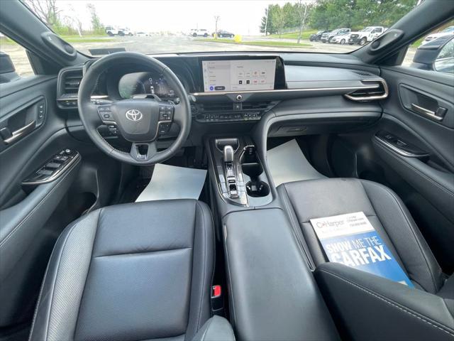 2025 Toyota Crown Signia Limited