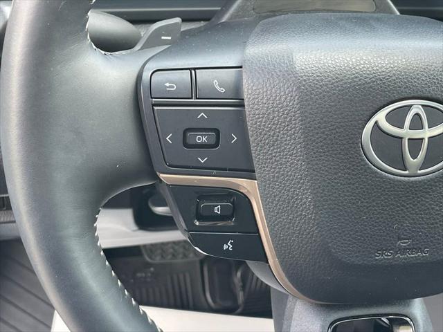 2025 Toyota Crown Signia Limited