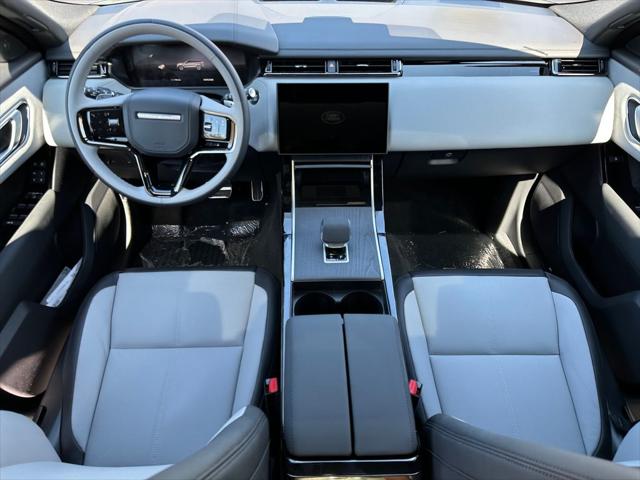 2026 Land Rover Range Rover Velar P250 Dynamic SE