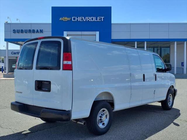 2026 Chevrolet Express Cargo Van 2500 Extended Wheelbase, WT, RWD