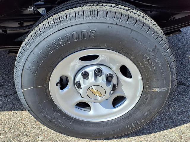 2026 Chevrolet Express Cargo Van 2500 Extended Wheelbase, WT, RWD