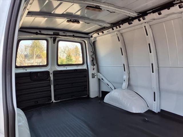 2026 Chevrolet Express Cargo Van 2500 Extended Wheelbase, WT, RWD