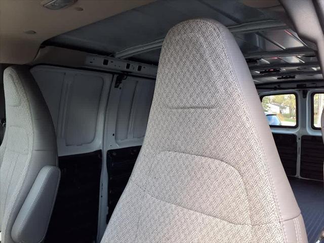 2026 Chevrolet Express Cargo Van 2500 Extended Wheelbase, WT, RWD