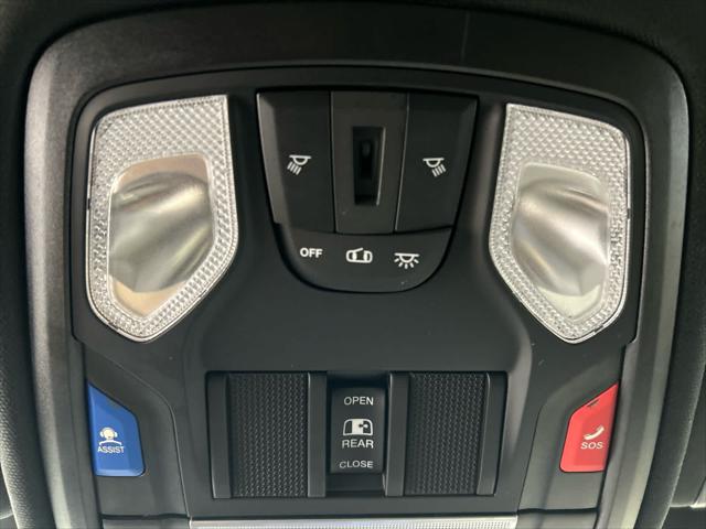 2022 Ram 1500 Big Horn Crew Cab 4x4 5'7" Box