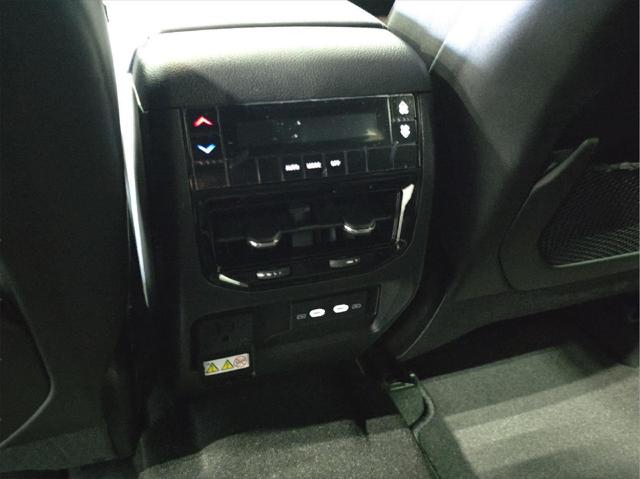 2026 Jeep Grand Cherokee L Altitude 4x4