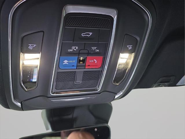 2026 Jeep Grand Cherokee L Altitude 4x4