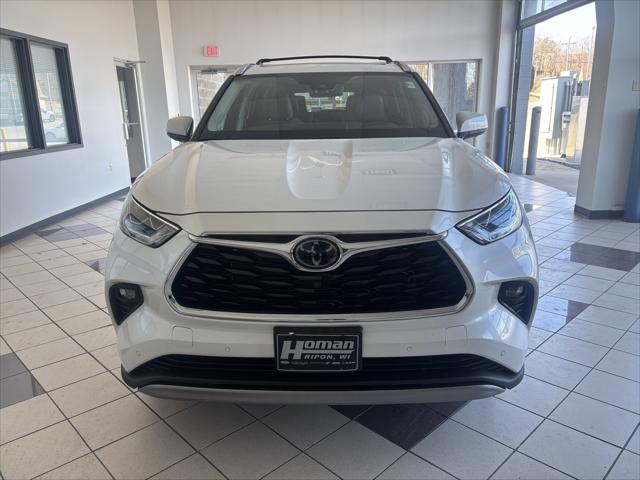 2021 Toyota Highlander Platinum
