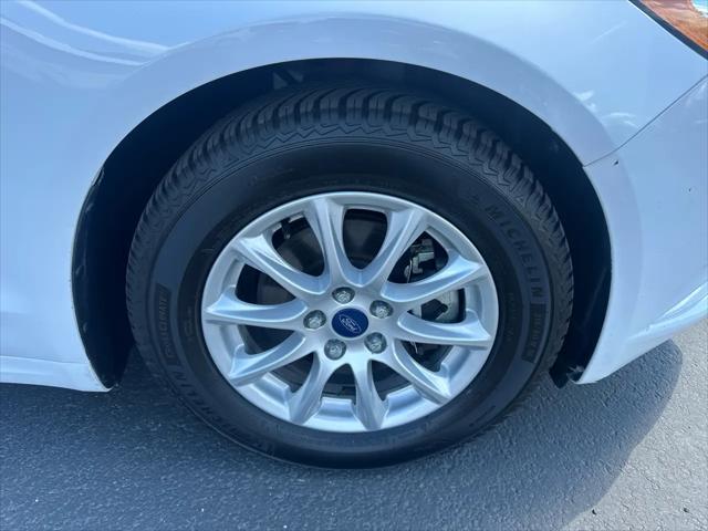 2017 Ford Fusion S