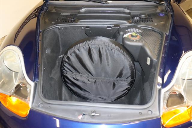 2001 Porsche Boxster Cabriolet 2d
