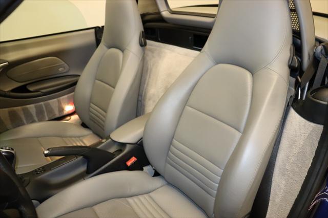 2001 Porsche Boxster Cabriolet 2d