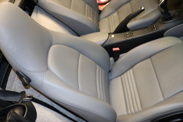 2001 Porsche Boxster Cabriolet 2d