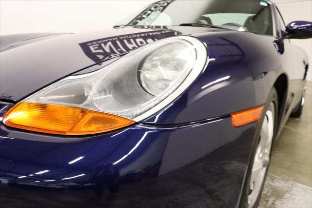 2001 Porsche Boxster Cabriolet 2d