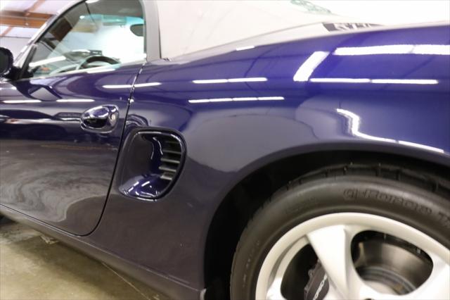 2001 Porsche Boxster Cabriolet 2d