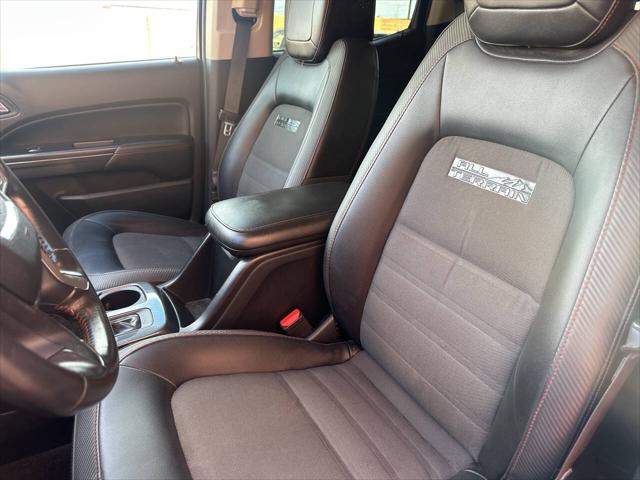 2015 GMC Canyon SLE 4x4 4dr Crew Cab 5 ft. SB