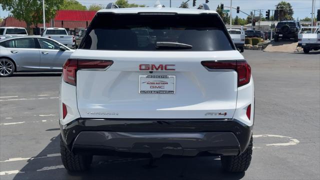 2026 GMC Terrain AWD AT4