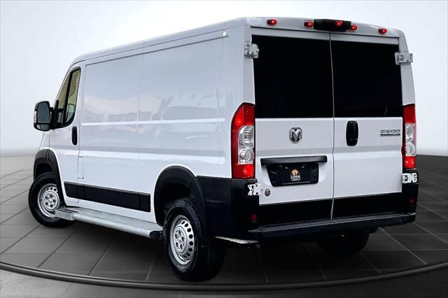 2025 Ram ProMaster 2500 Cargo Van Tradesman Low Roof 136" WB w/Pass Seat
