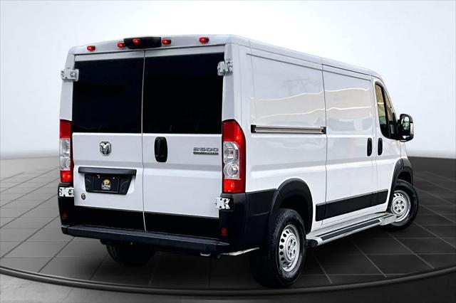 2025 Ram ProMaster 2500 Cargo Van Tradesman Low Roof 136" WB w/Pass Seat