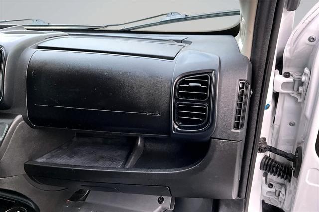 2025 Ram ProMaster 2500 Cargo Van Tradesman Low Roof 136" WB w/Pass Seat