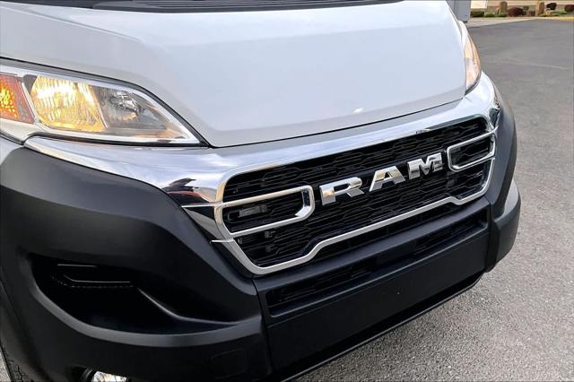 2025 Ram ProMaster 2500 Cargo Van Tradesman Low Roof 136" WB w/Pass Seat