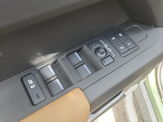 2026 Land Rover Defender P400 X-Dynamic SE