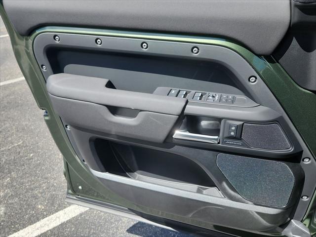 2026 Land Rover Defender P300 S