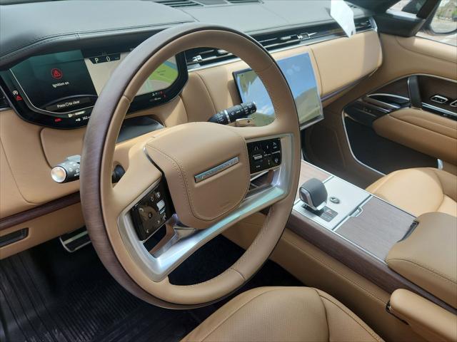 2026 Land Rover Range Rover P530 SE