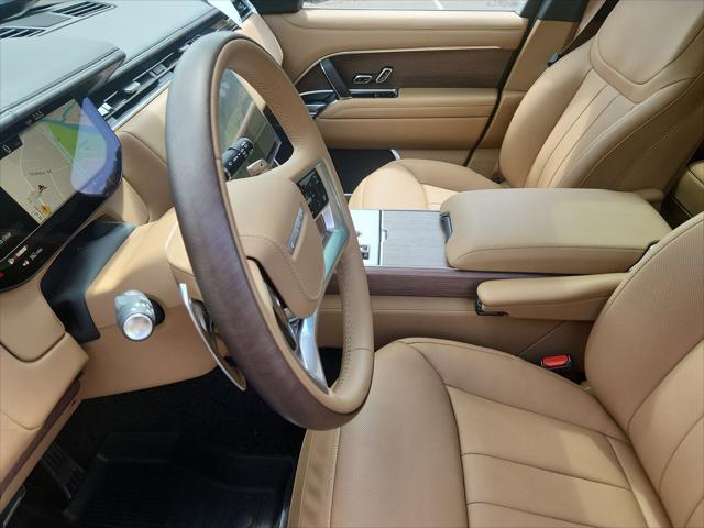 2026 Land Rover Range Rover P530 SE