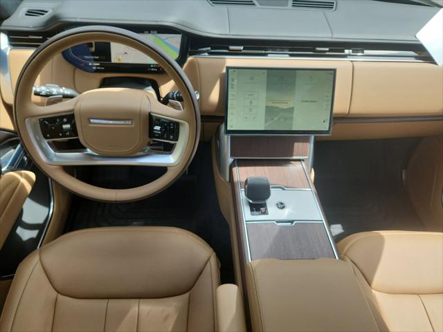 2026 Land Rover Range Rover P530 SE