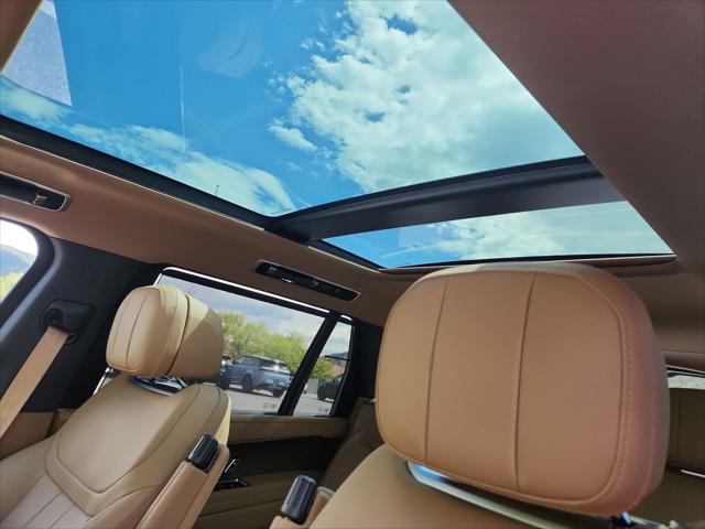 2026 Land Rover Range Rover P400 SE 7 Seat